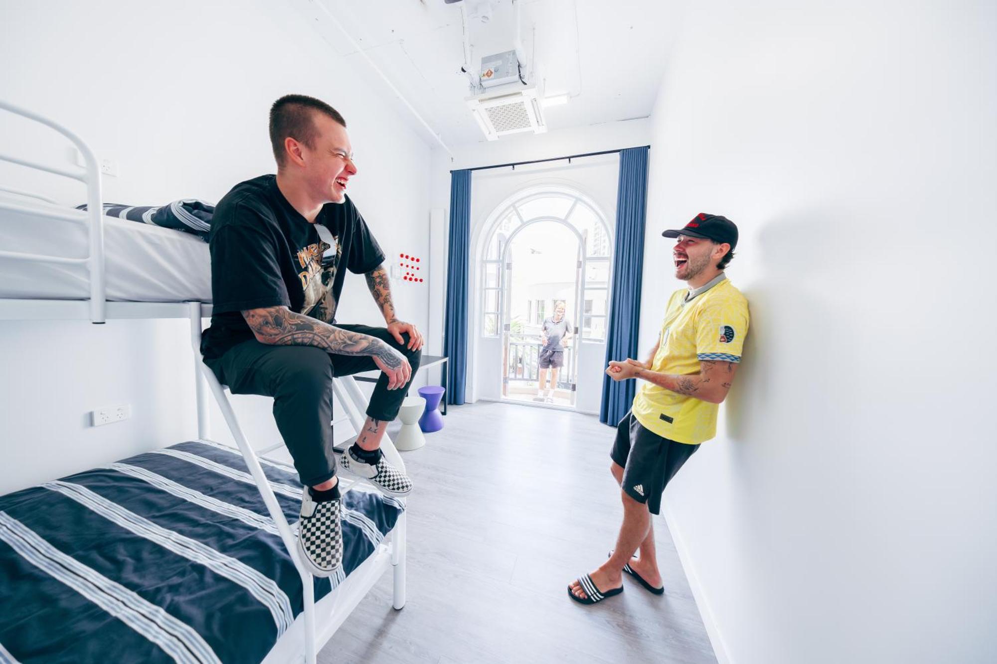 Maze Backpackers - Gold Coast Hostel Eksteriør bilde