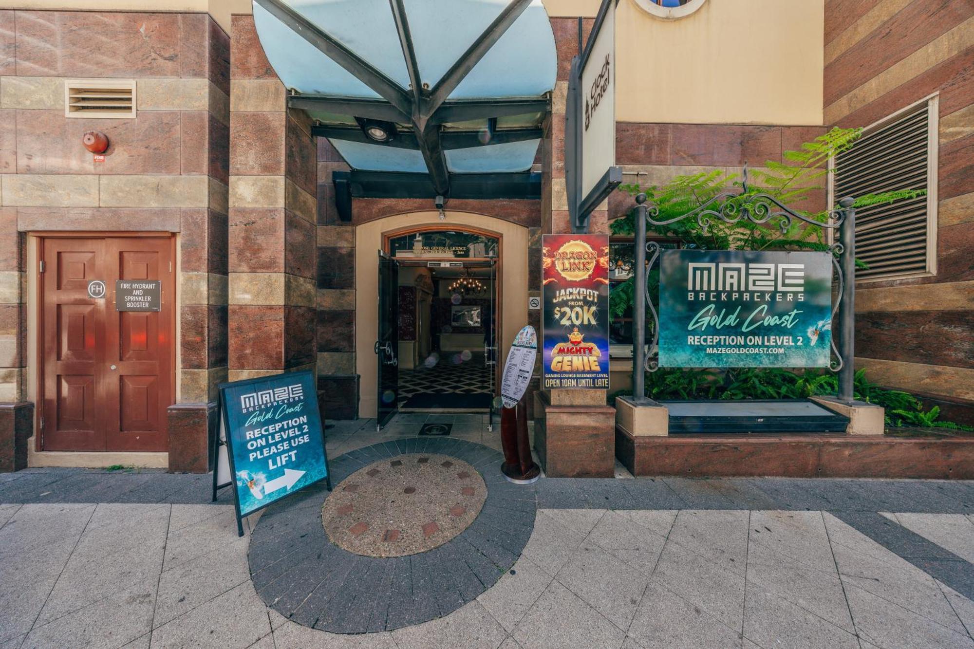 Maze Backpackers - Gold Coast Hostel Eksteriør bilde