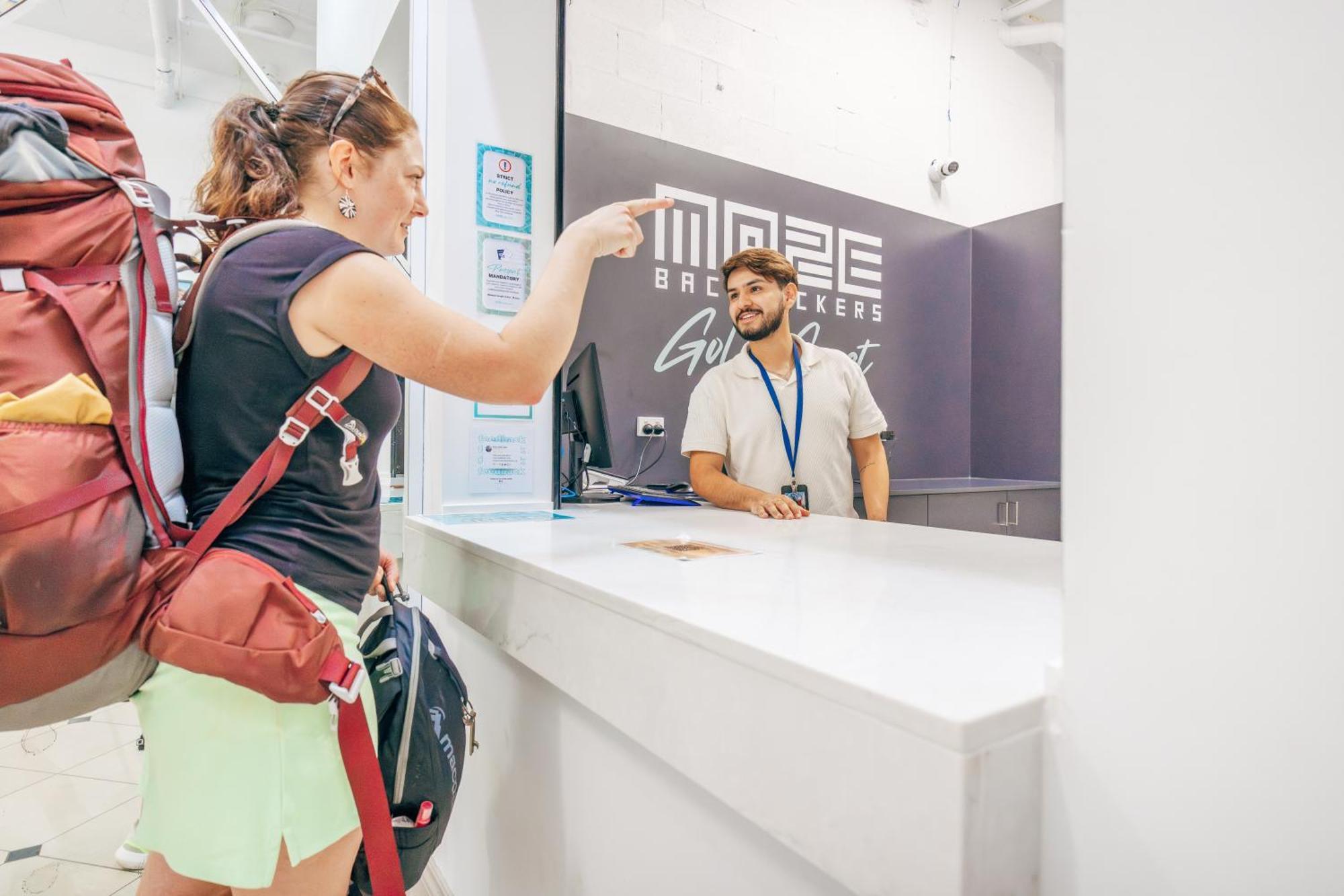 Maze Backpackers - Gold Coast Hostel Eksteriør bilde