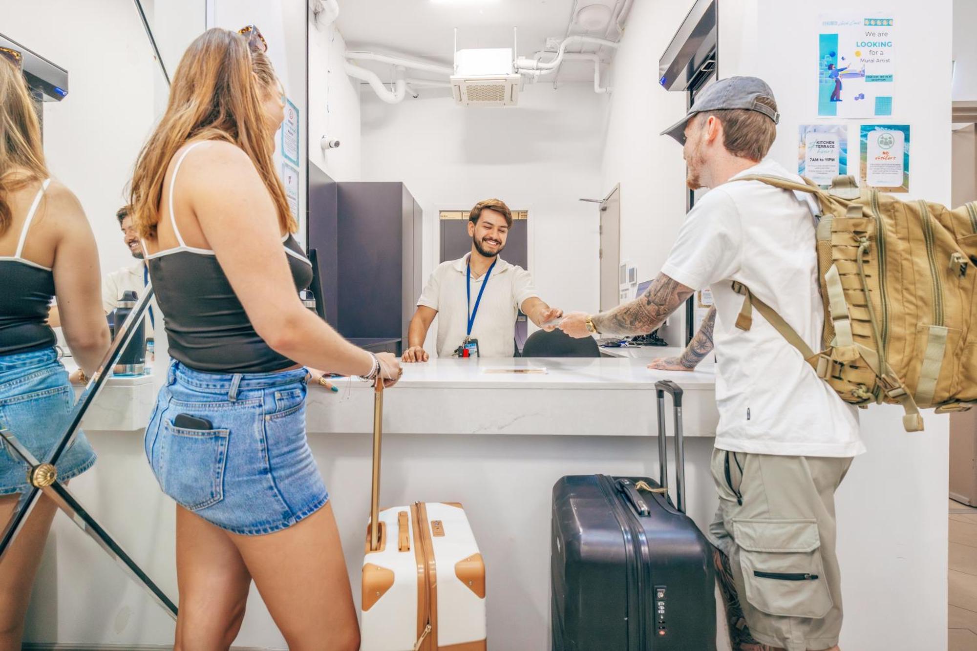Maze Backpackers - Gold Coast Hostel Eksteriør bilde