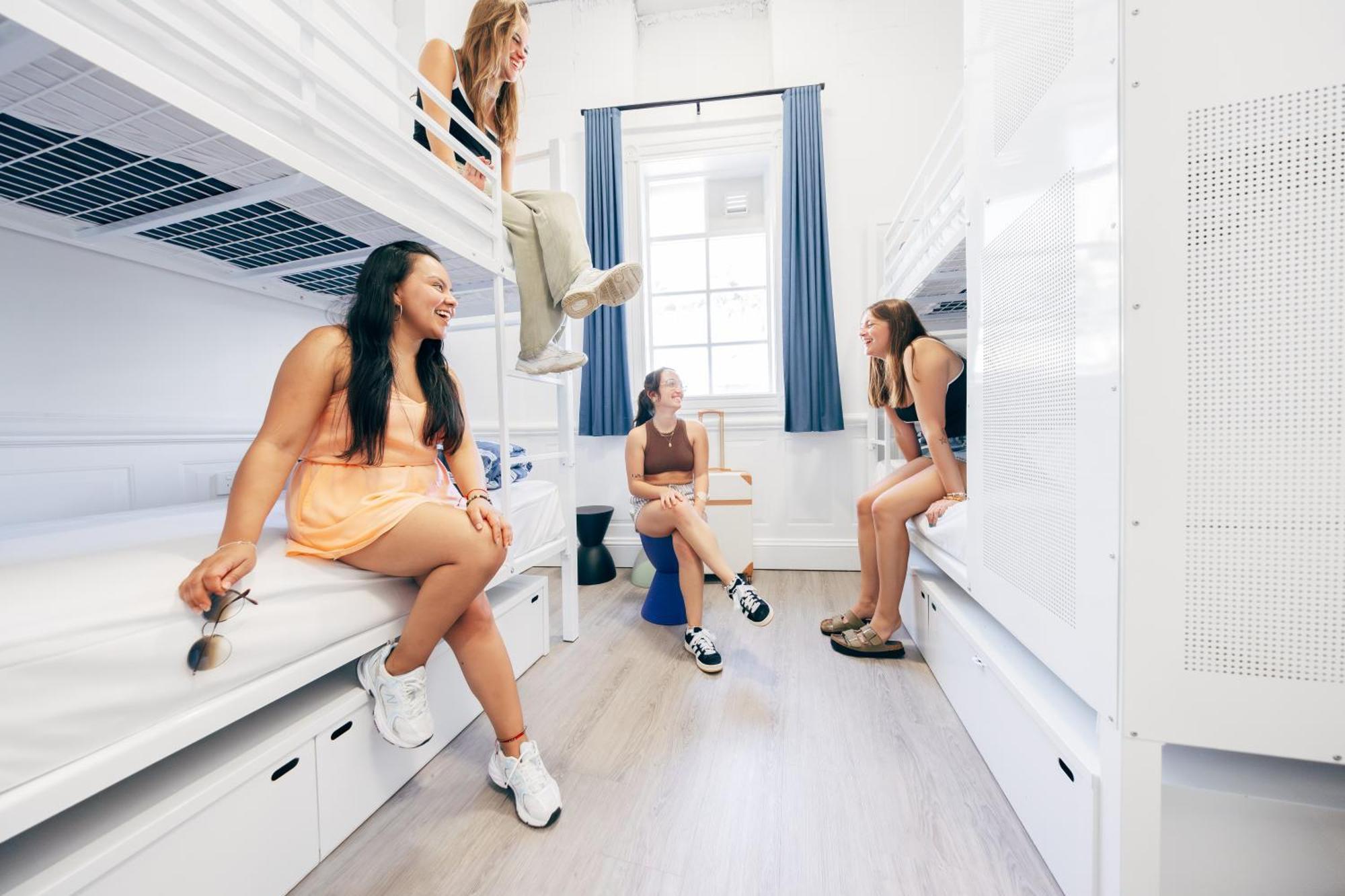 Maze Backpackers - Gold Coast Hostel Eksteriør bilde