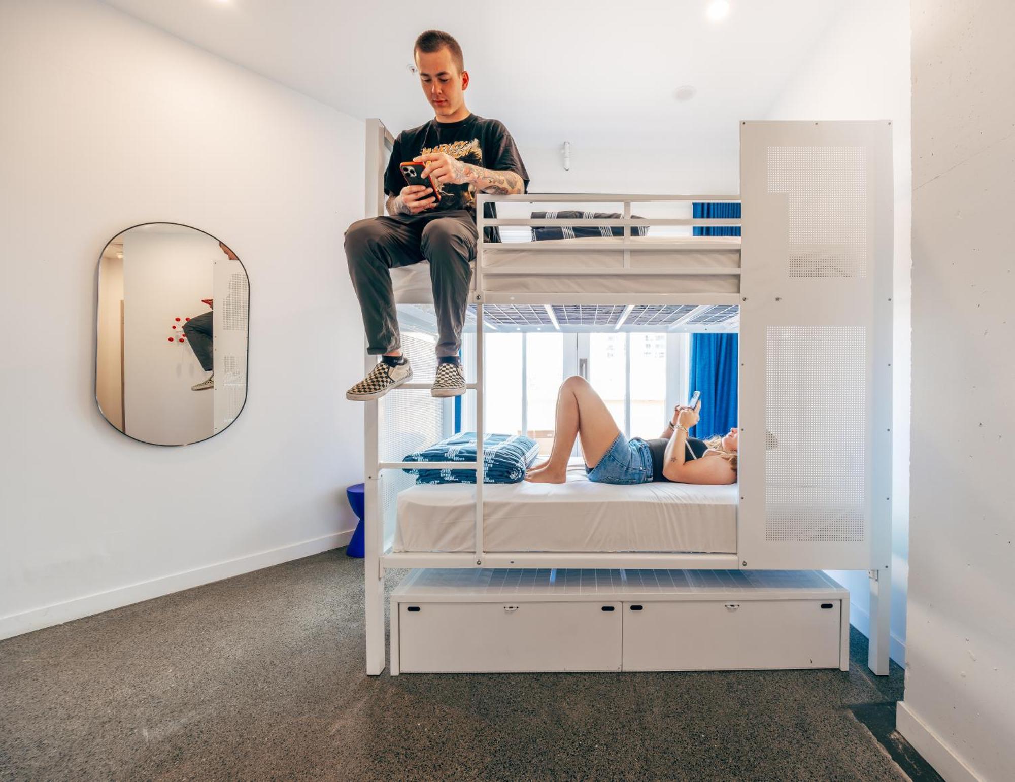 Maze Backpackers - Gold Coast Hostel Eksteriør bilde